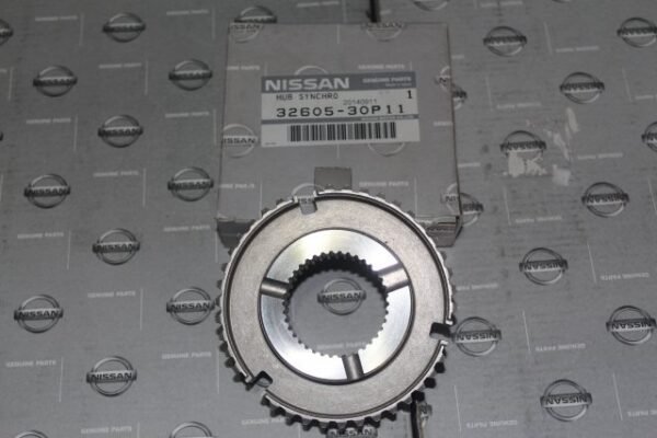 Nissan Skystar 3. 4. Vites Senkromeç Göbeği 32605-30P11 YD25 - Görsel 3