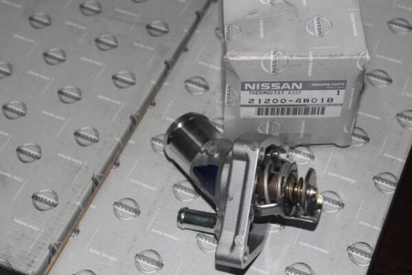 Infiniti FX35 Termostat VQ35 VQ30 VQ20 21200-4W01B - Görsel 3