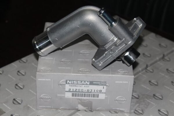 Infiniti FX35 Termostat 21200-8J10B VQ35